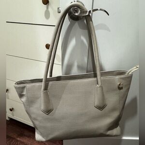 Classic Dagne Dover Tote Bag - Beige Shoulder Bag